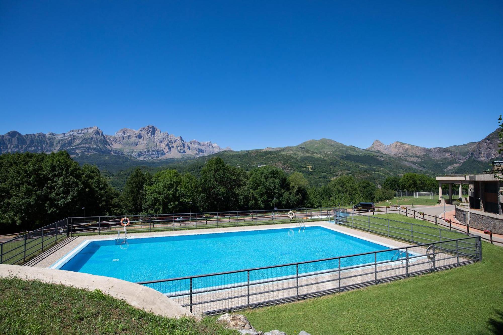 Atico De Cumbres By Bevalle * Panticosa